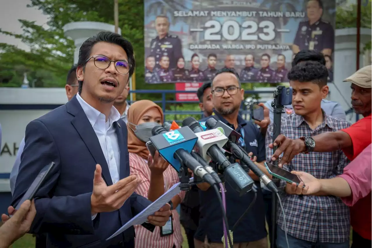 Anwar’s pol sec lodges report over Muhyiddin’s statement