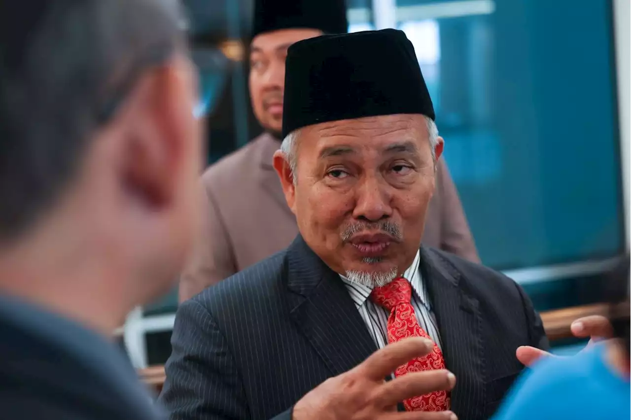 Tuan Ibrahim brushes aside talk of PAS pulling out of Perikatan