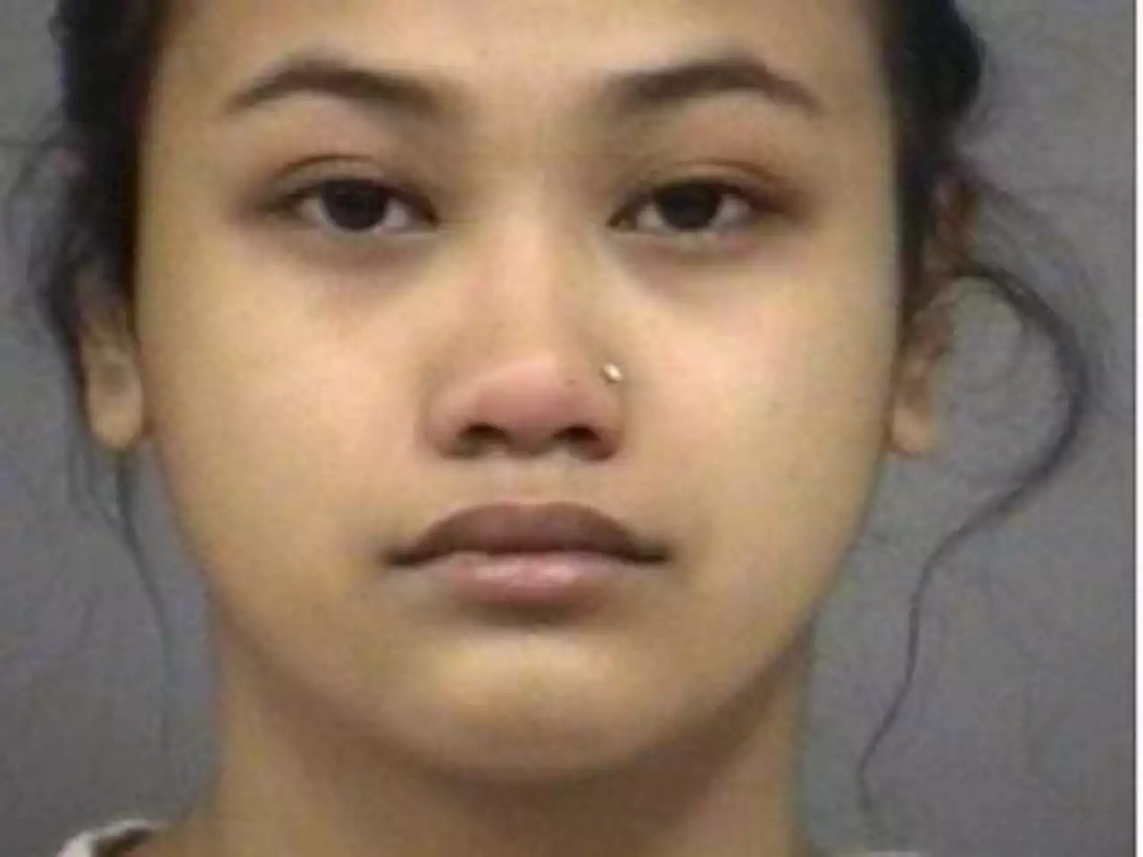 Woman, 18, used knife to rob men she met on dating sites: Peel cops