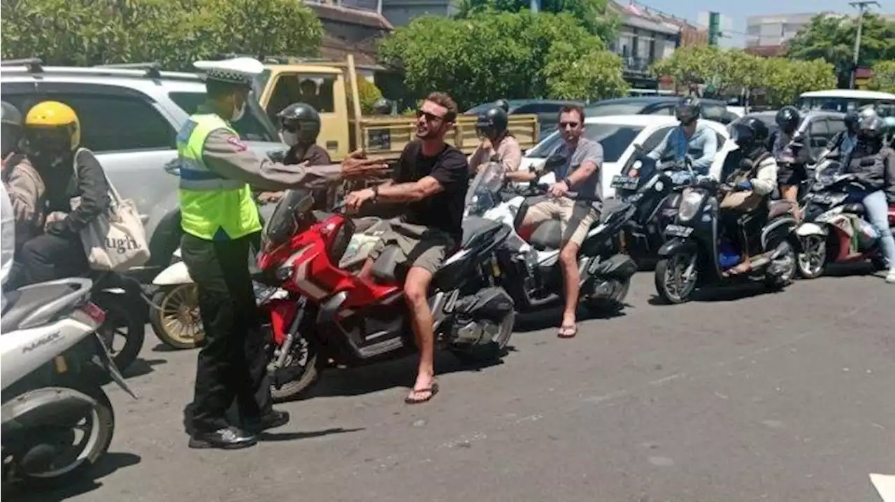 Soal Gubernur Bali I Wayan Koster yang Bakal Larang WNA Sewa Motor, Ini Tanggapan Polda - Tribunnews.com