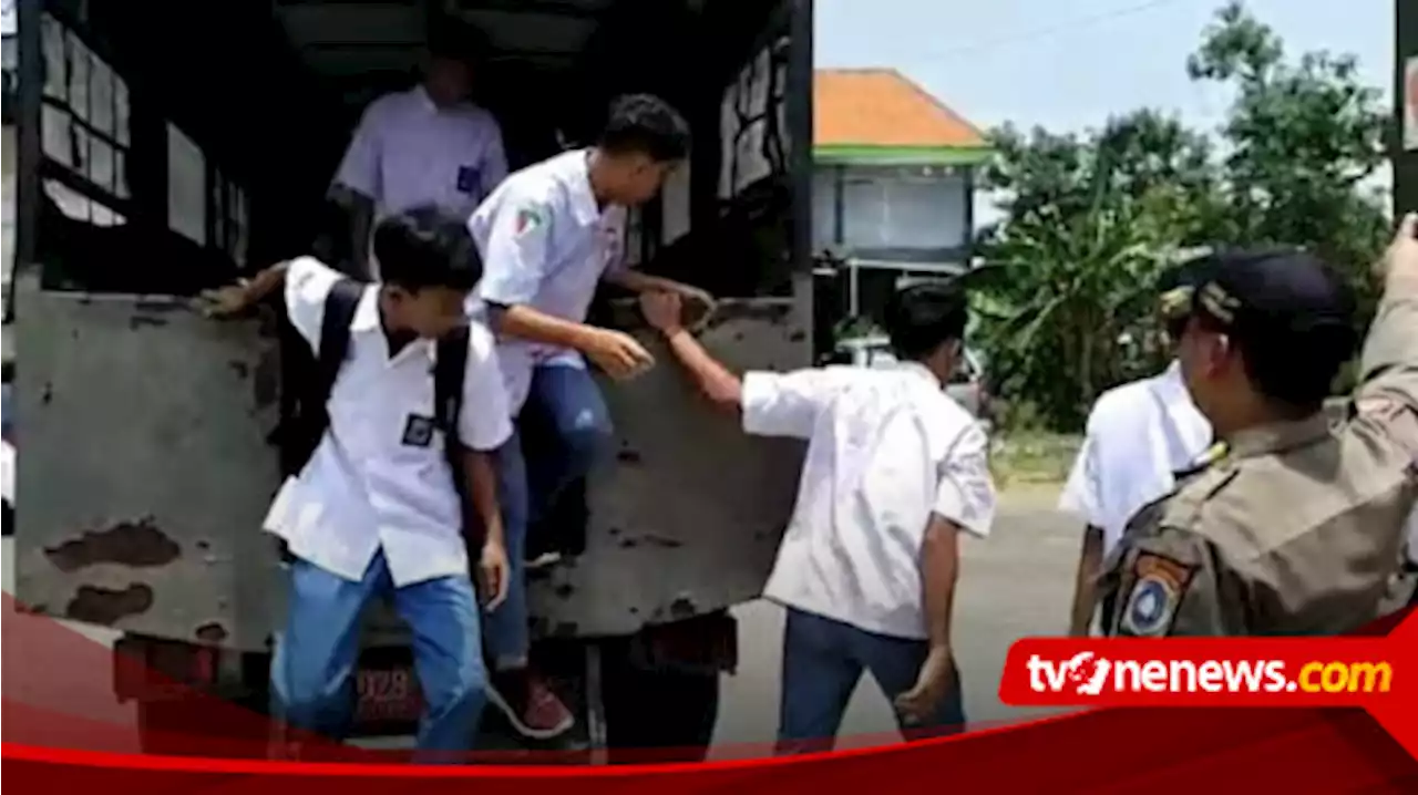 Nongkrong di Warung saat Jam Pelajaran, Belasan Pelajar SMA di Lamongan Terjaring Razia Satpol PP