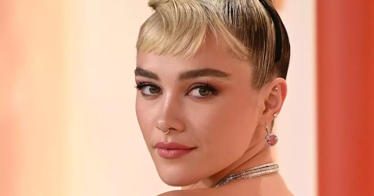 Florence Pugh Jokes About Pimple Before Hitting Oscars Red Carpet