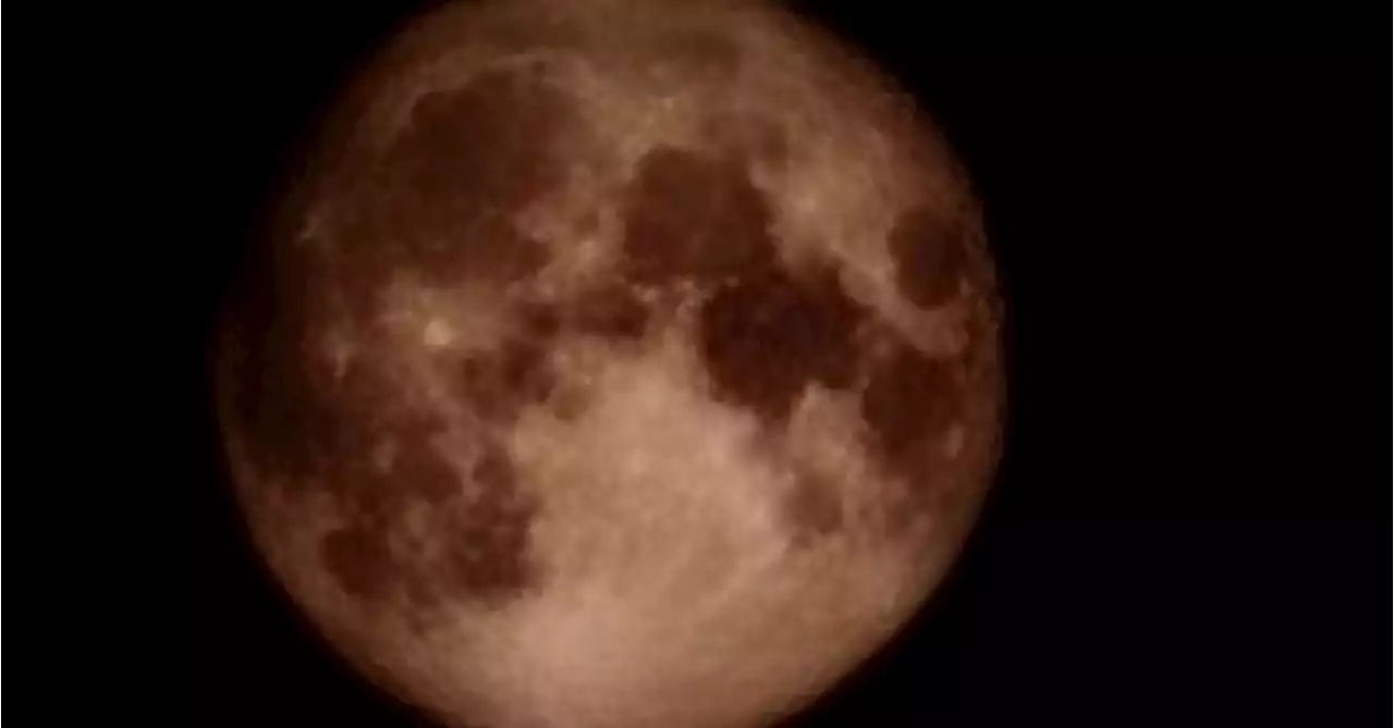 Samsung caught faking zoom photos of the Moon