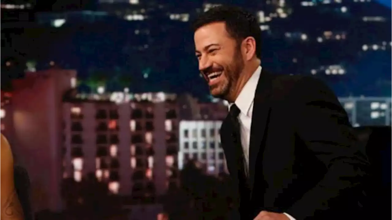 Pandu Oscar 2023, Jimmy Kimmel 'Tampar' Keras Will Smith