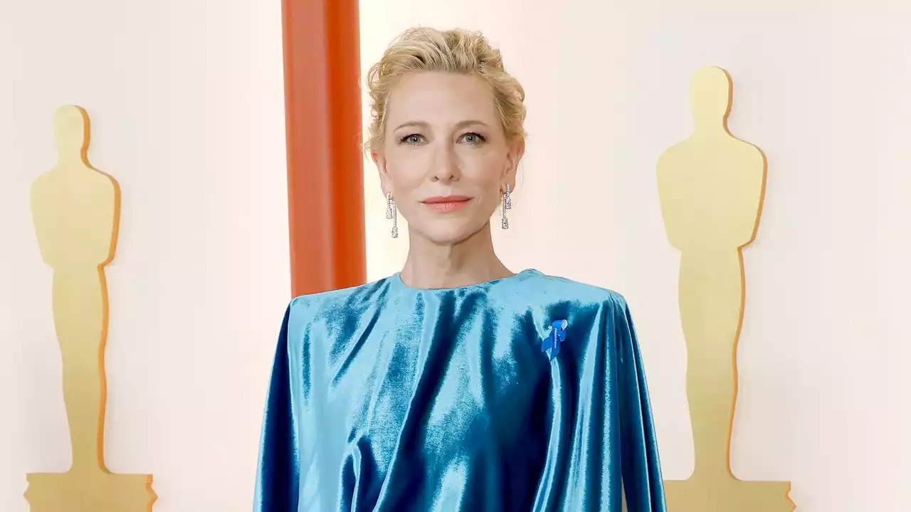 Darum trugen Stars wie Cate Blanchett bei den Oscars blaue Schleifen