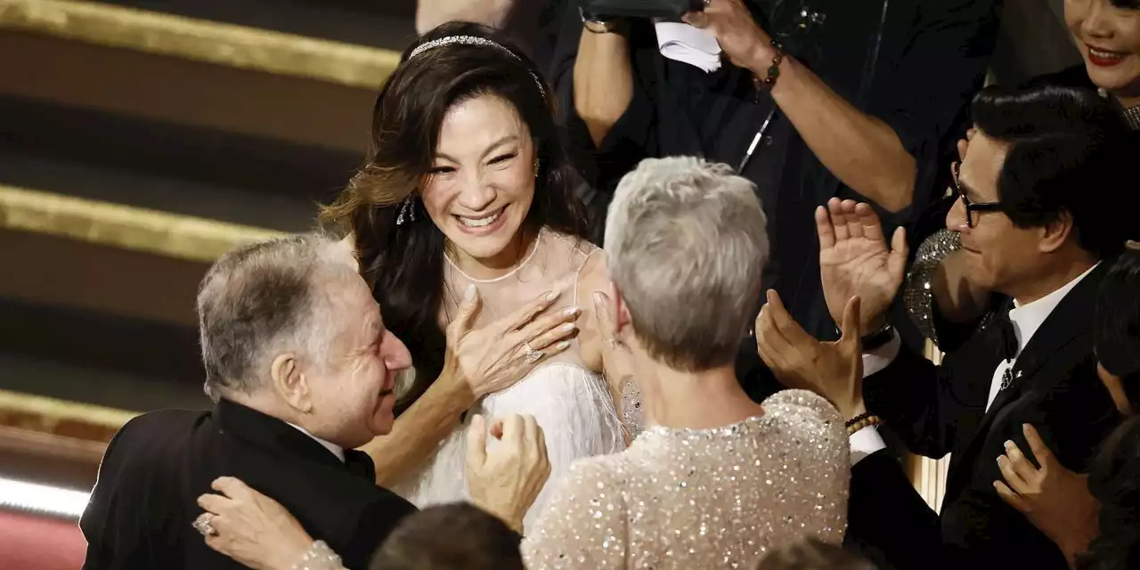 At the Oscars, ‘Everything Everywhere All at Once’ Wins the Night