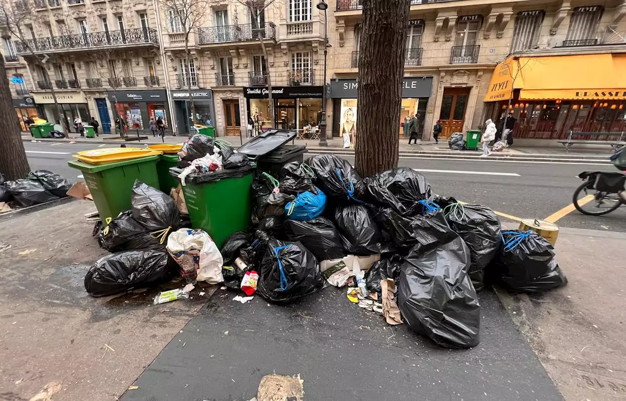 La grève des éboueurs reconduite jusqu’au 20 mars à Paris