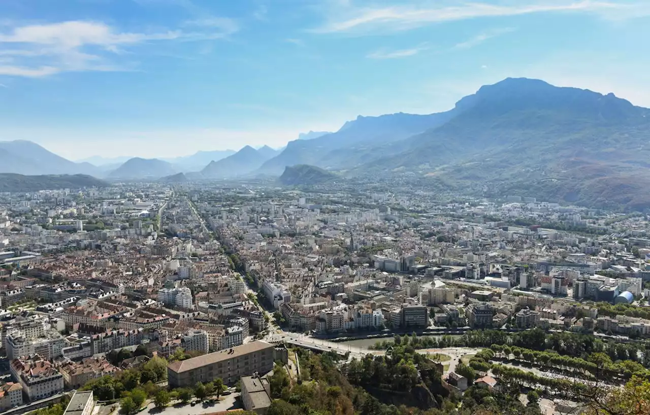 La ville de Grenoble adopte une hausse de 25 % sa taxe foncière