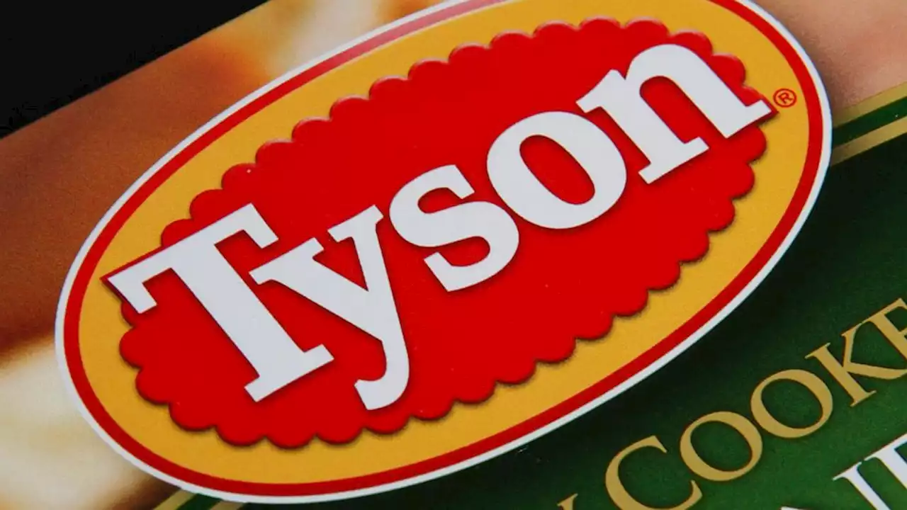 Tyson to close poultry facilities in Virginia, Arkansas