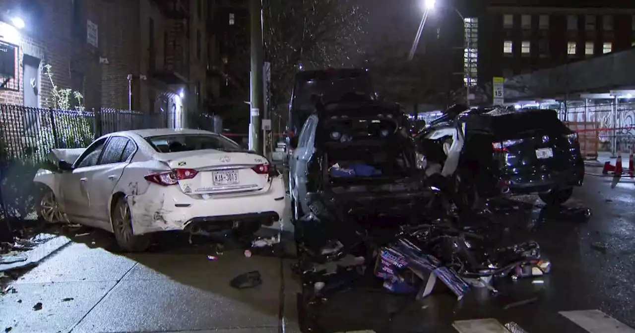 Exclusive video: 2 injured in multi-vehicle crash in Crown Heights