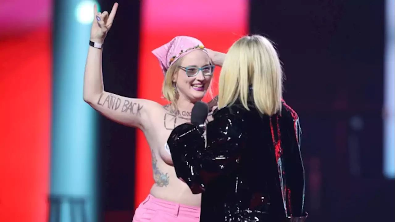 Topless protestor crashes Junos, as Weeknd wins 5th award with album of the year