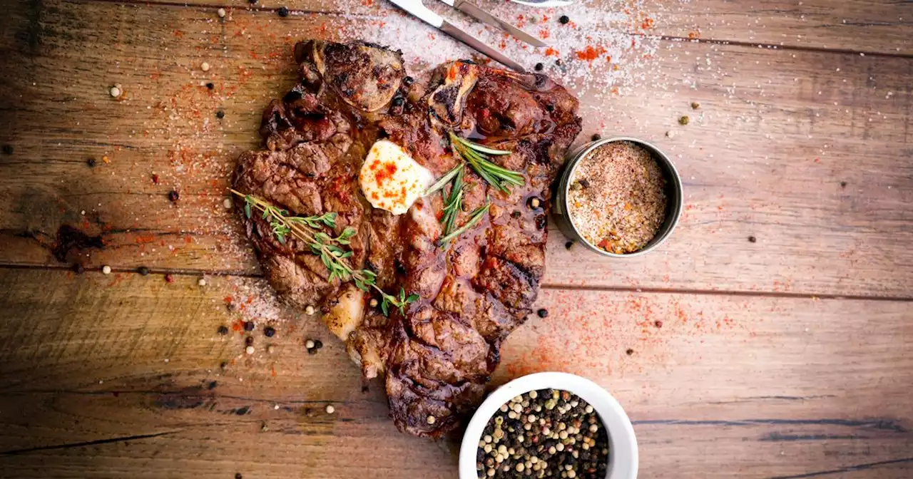 Chefs share expert tips to cook a 'perfectly juicy' steak like a pro