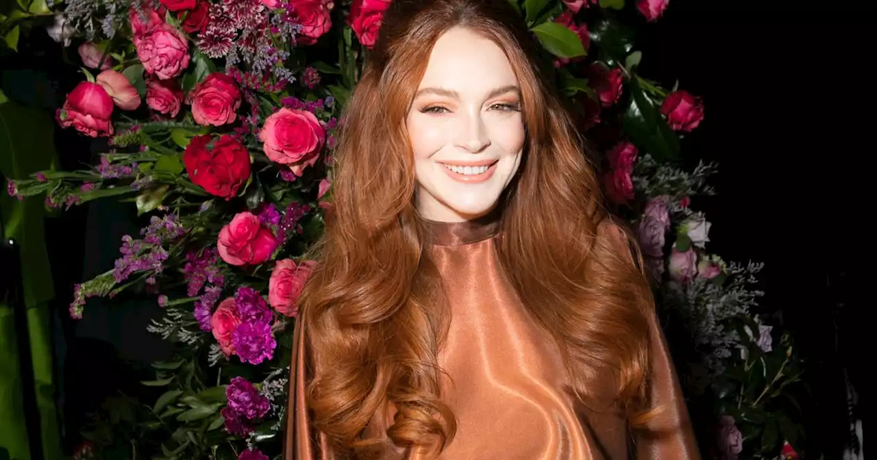 Lindsay Lohan announces she's pregnant with first child with husband