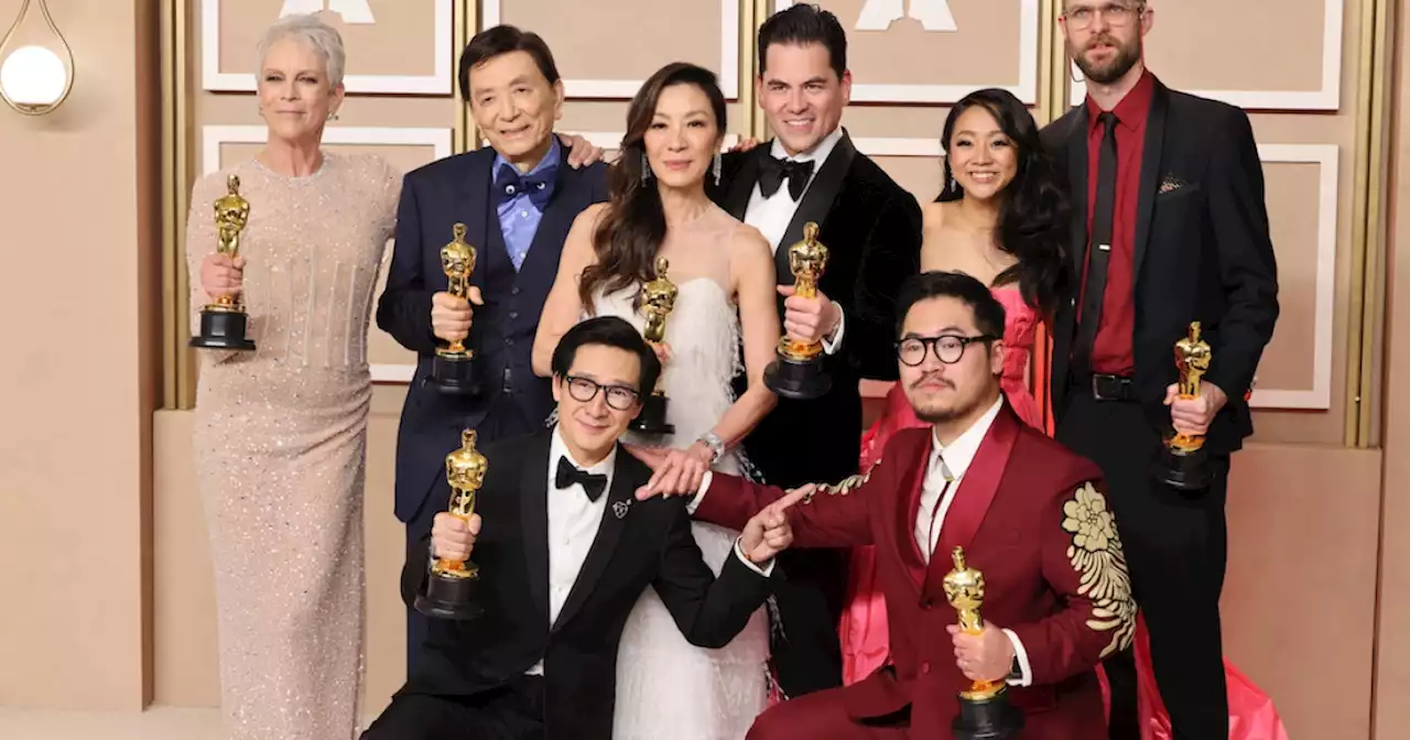 Oscars ratings tick up again as 'Everything Everywhere' triumphs