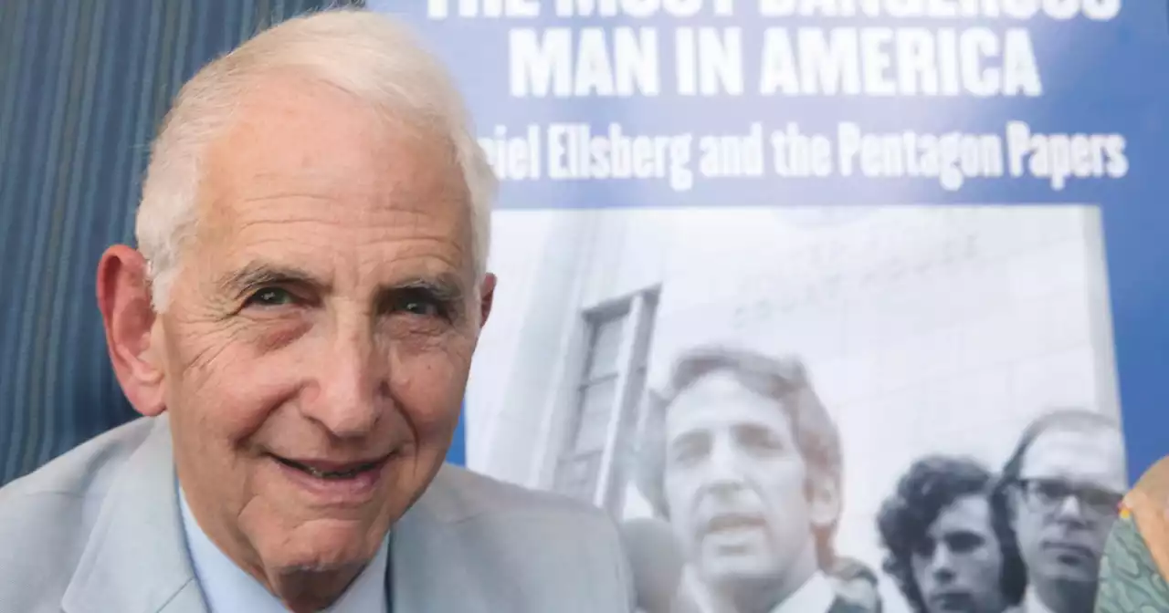 Ellsberg, la malattia di un uomo integro e quella dell’America - Il Fatto Quotidiano