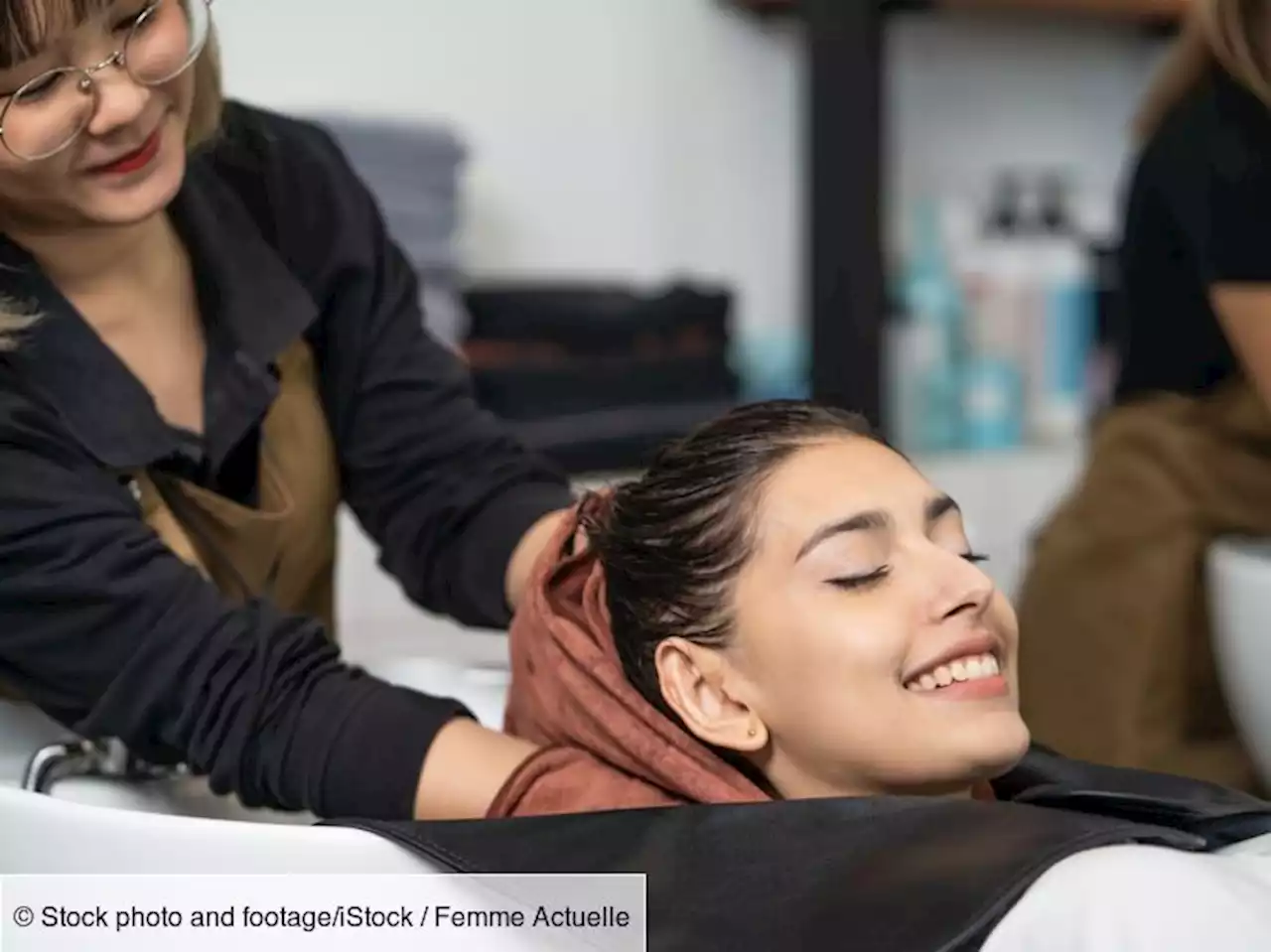 The “cool girl crop” : découvrez la coupe de cheveux courte qui donne du volume