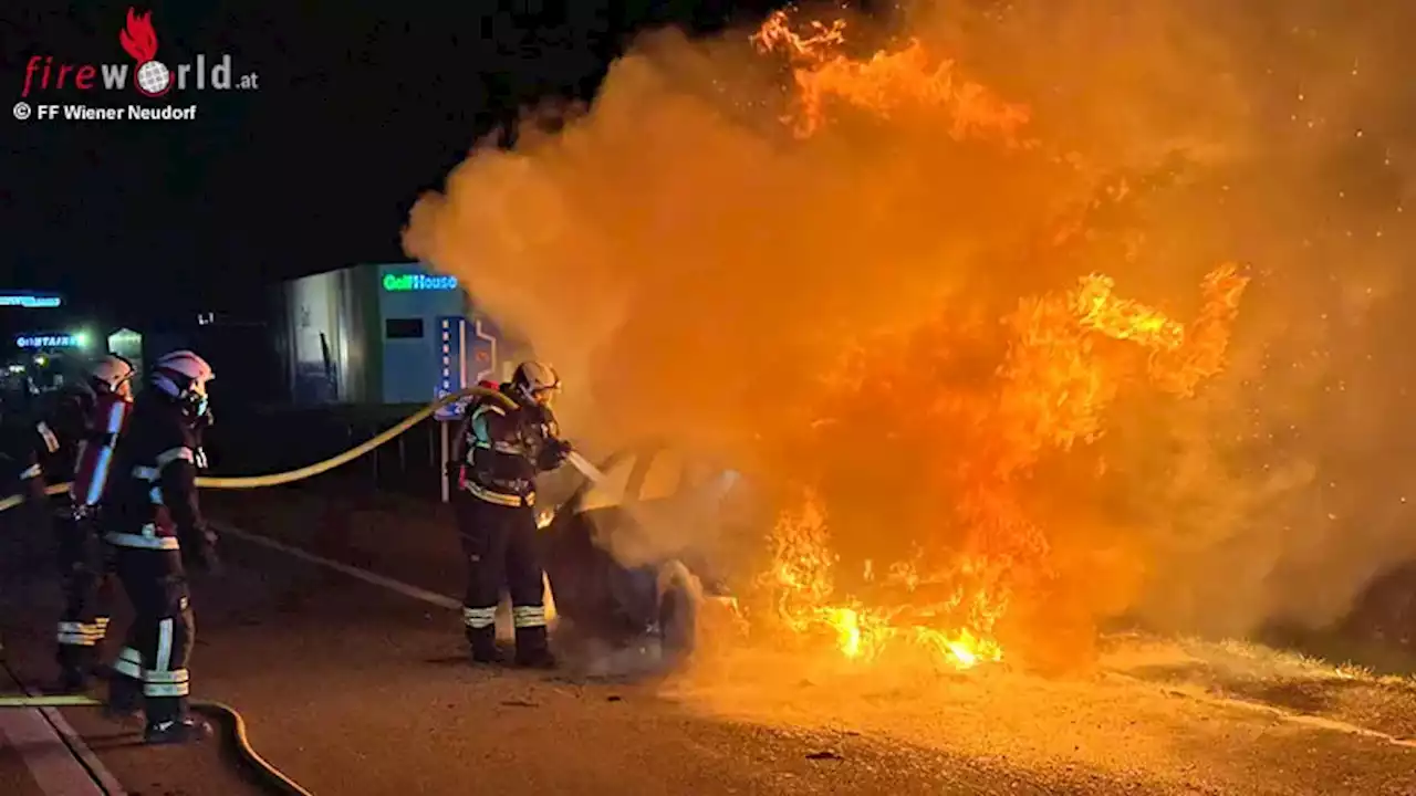 Nö: Zahlreiche Notrufe wegen Feuerschein durch brennenden Pkw auf A2 in Wiener Neudorf