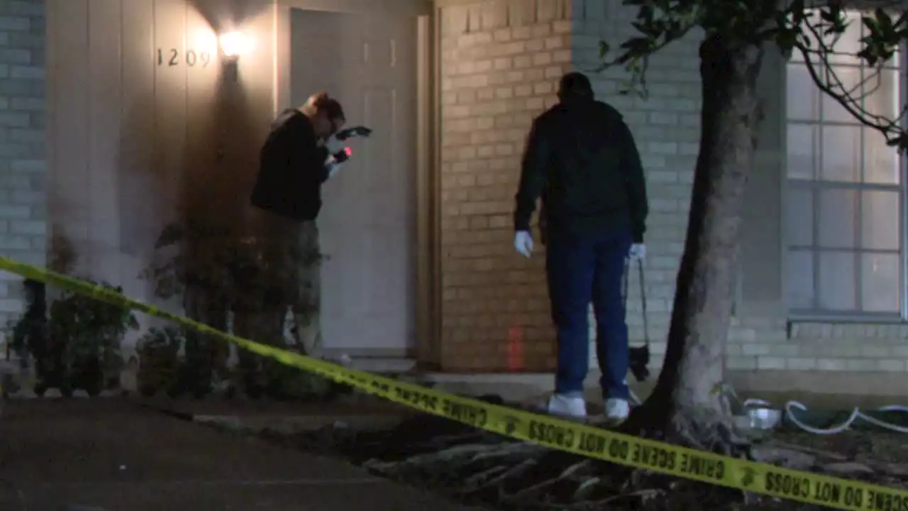 Cedar Hill domestic violence shooting leaves 1 woman dead, 1 injured