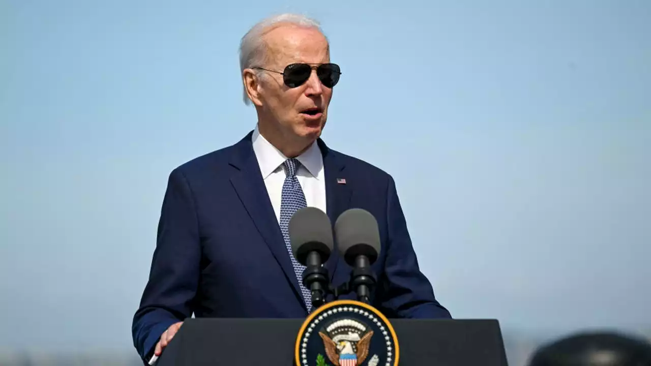 Biden signs executive order to strengthen gun background checks