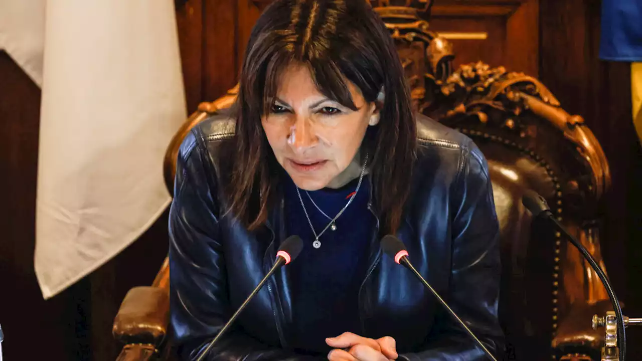 Les élus de Paris pourront manifester ce mercredi, Anne Hidalgo suspendra le Conseil