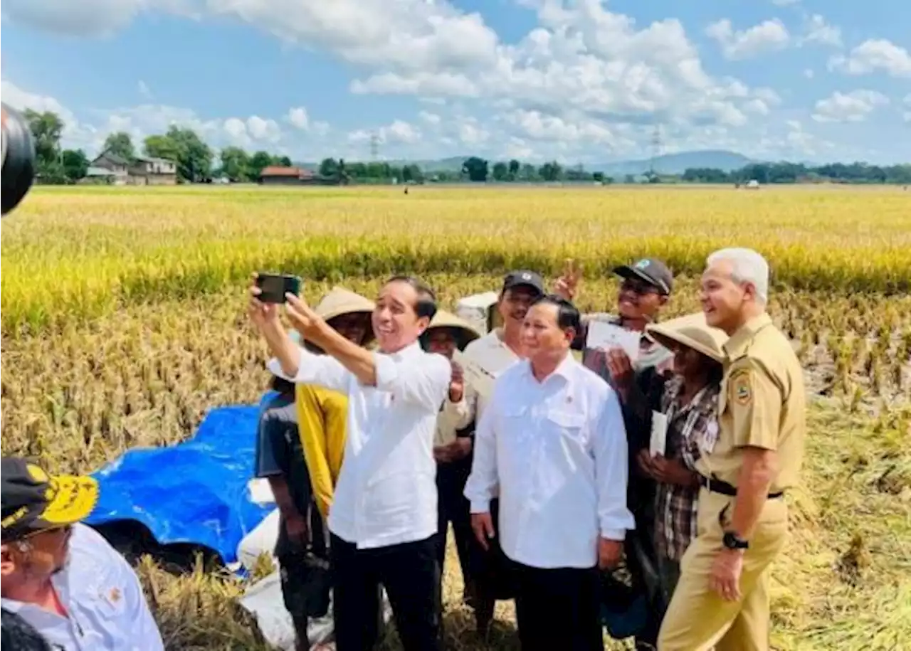 Duet dengan Prabowo, Ganjar: Duet dengan Ahmad Albar