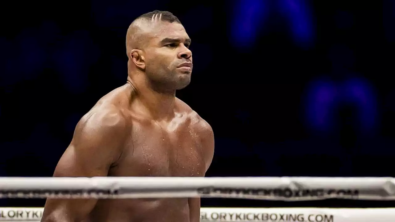 Kickbokser Overeem twaalf maanden geschorst door Glory wegens schenden dopingregels