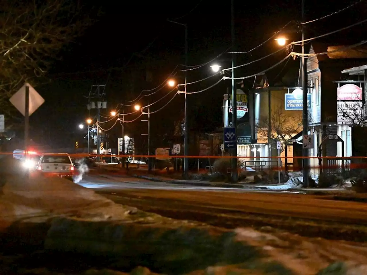 At least 2 dead after vehicle plows into pedestrians in Quebec town of Amqui