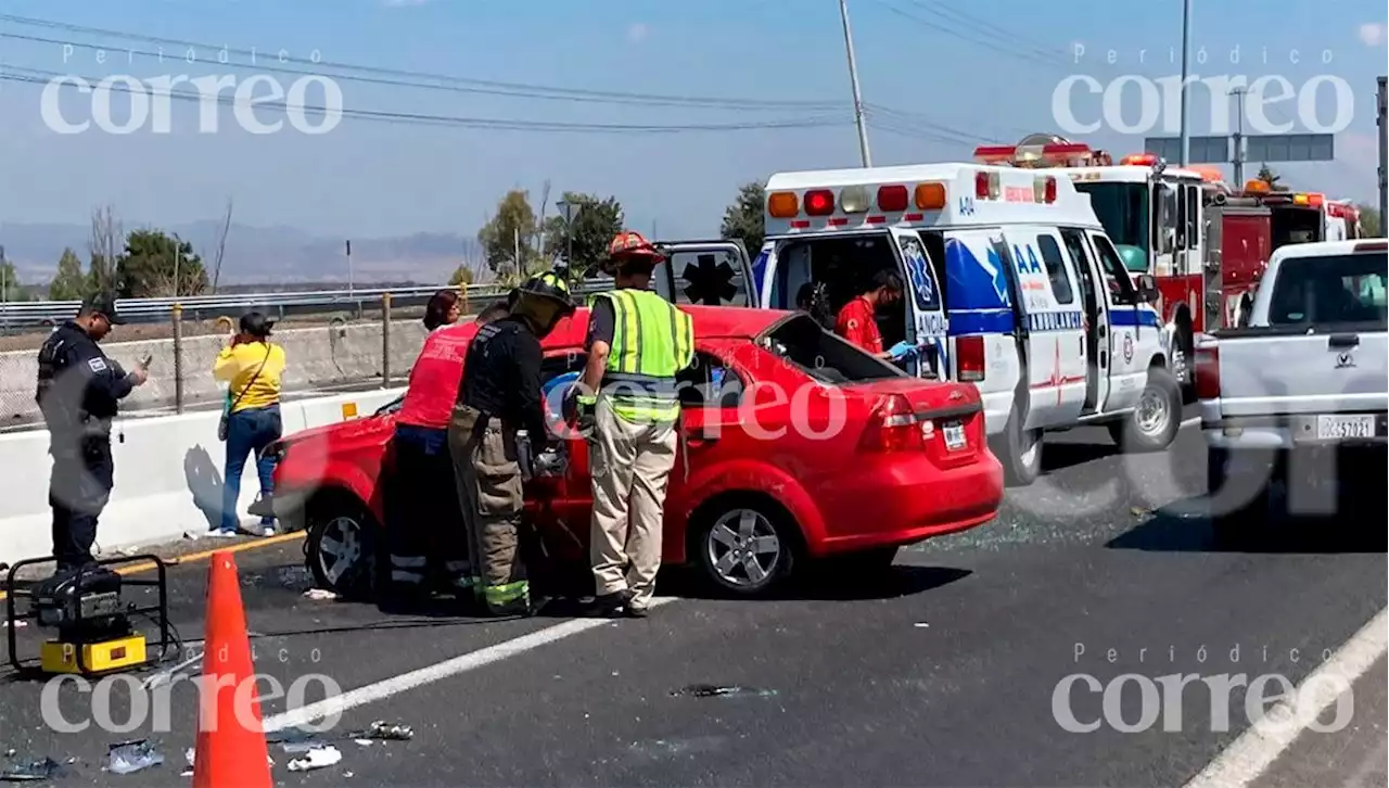 Accidente en la Apaseo el Alto-Queretaro deja seis heridas y una muerta