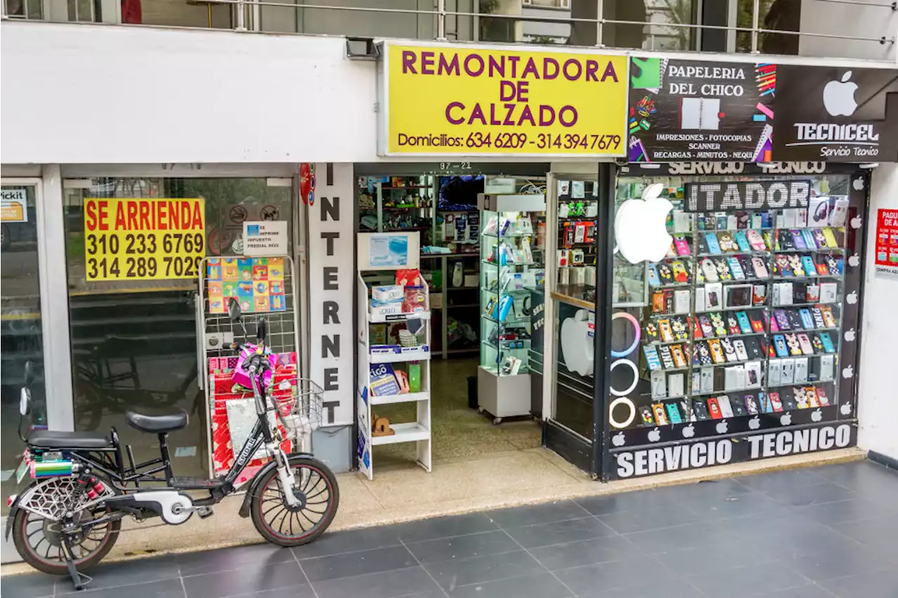 Freno a las bicicletas con motor en Bogotá; cambio del Distrito las deja mal parqueadas - Pulzo