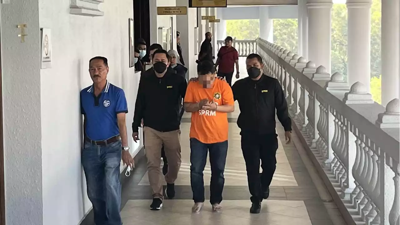 Jana Wibawa probe: 'Datuk Roy' brought to KL Magistrate’s Court for remand application