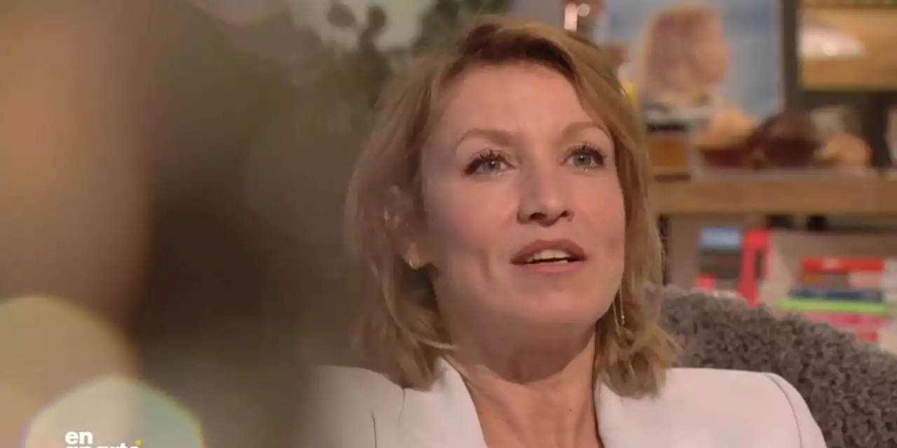 'Elle est surprenante' : Alexandra Lamy se confie sur sa relation avec sa fille Chloé Jouannet et lui fait une belle déclaration (VIDEO)