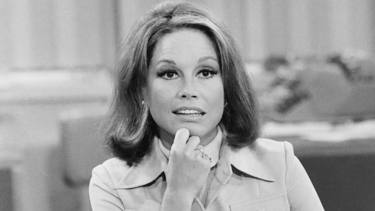 ‘Being Mary Tyler Moore’ Review: A Reverent HBO Doc Honors a TV Trailblazer’s Contradictions