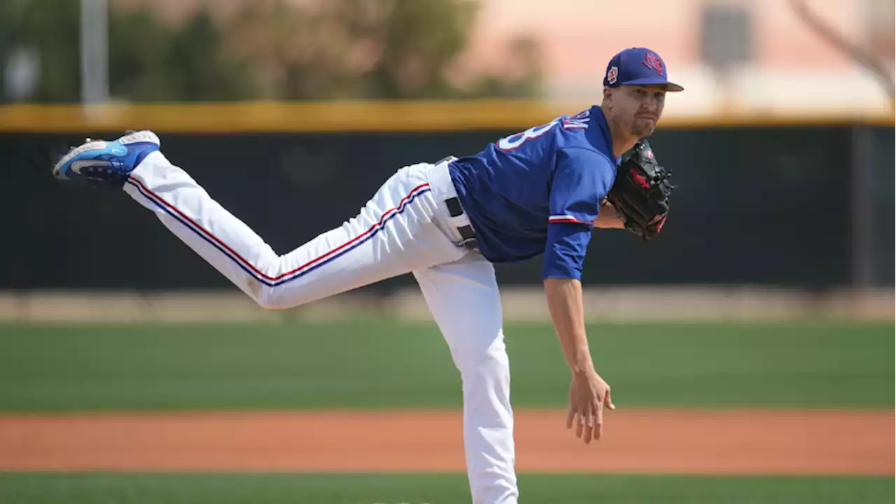 Texas Rangers' Jacob deGrom pitches in game against minor leaguers | TSN