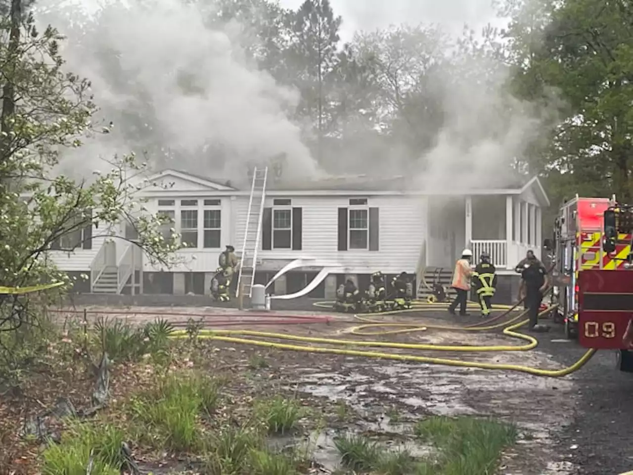 State fire marshal investigating cause of suspicious house fires at 2 homes in Clay Hill