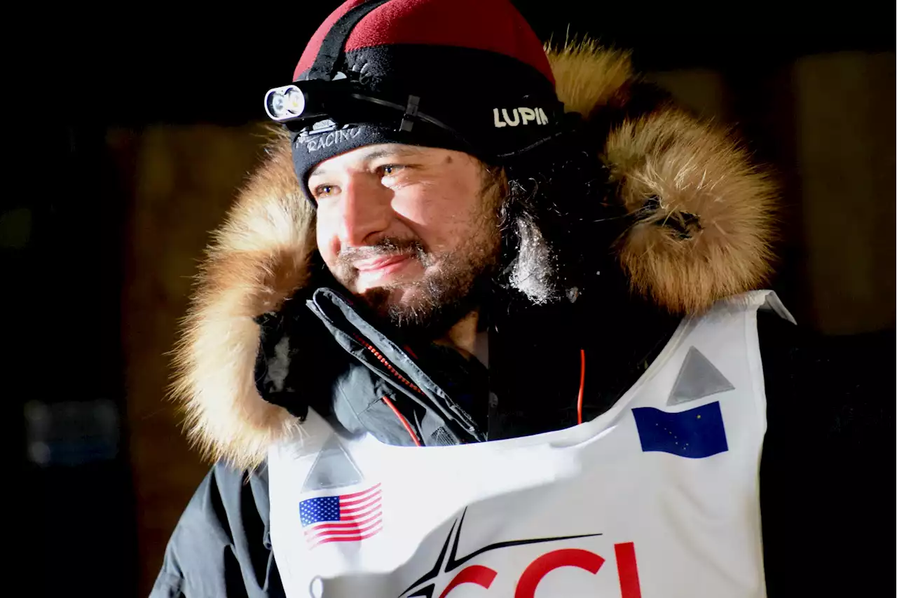 Eddie Burke Jr. wins Iditarod Rookie of the Year