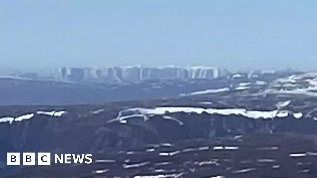 Mirage turns hills into icebergs in Highlands