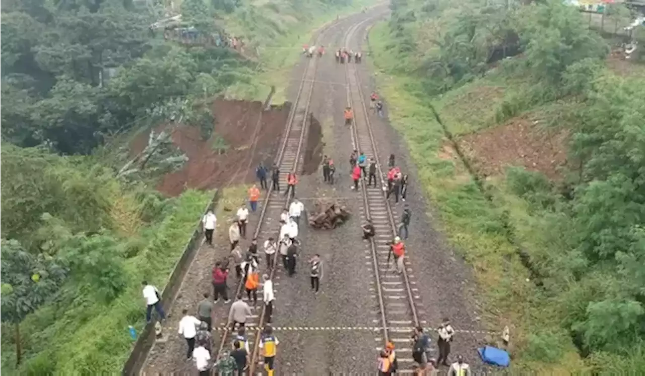 Jalur Longsor, Kereta Api Pangrango Bogor-Sukabumi Tak Beroperasi 3 Hari