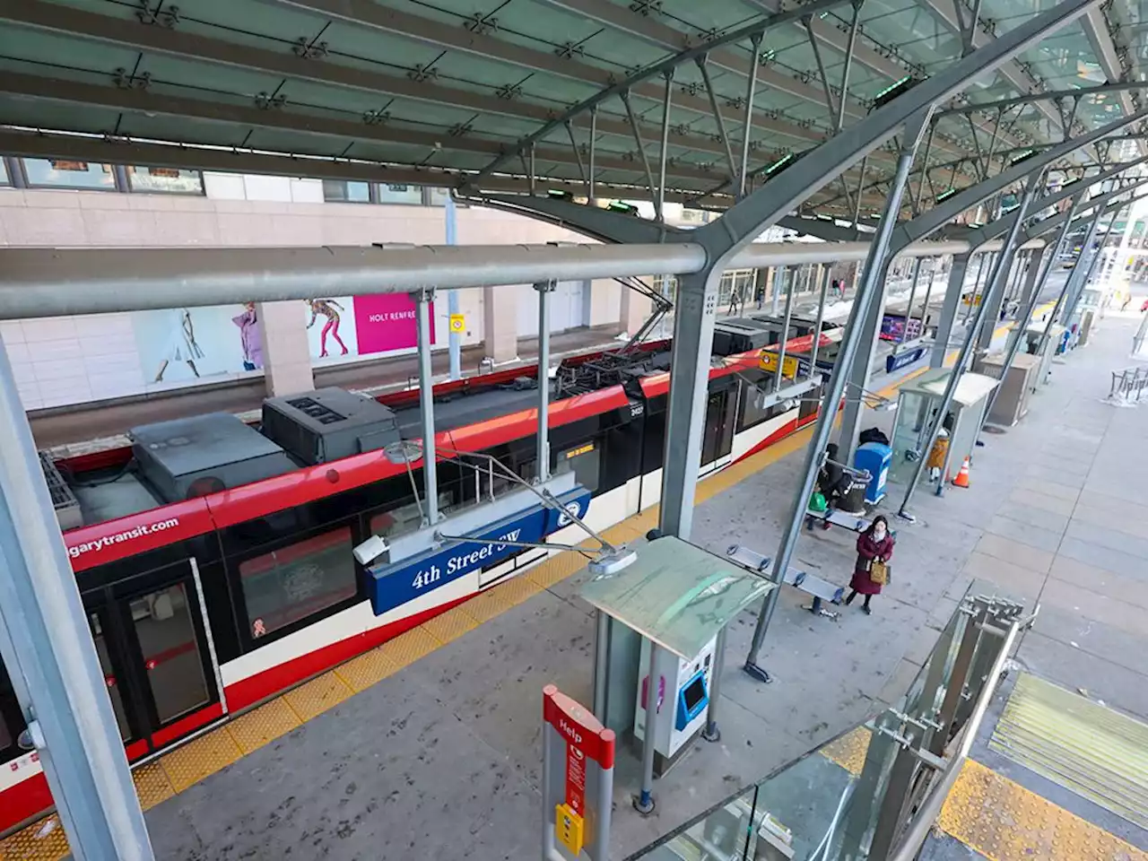 Downtown CTrain station reopened after double stabbing during rush hour