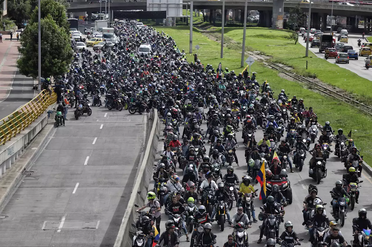 Solo el 8.8 % de las motos en Colombia cumplen con los estándares de seguridad