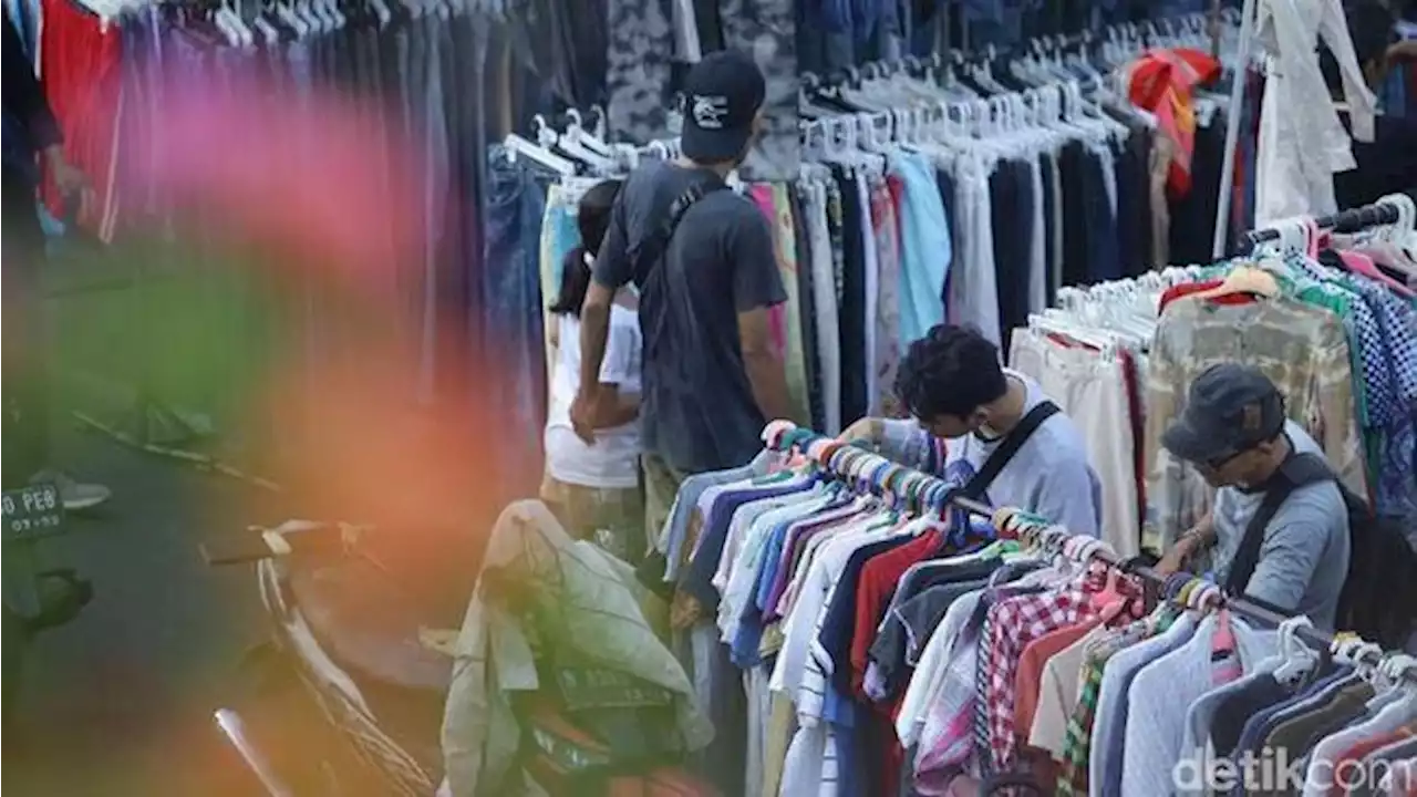 Baju Bekas Impor Bikin Jokowi Kesal, Begini Penjelasan Mendag