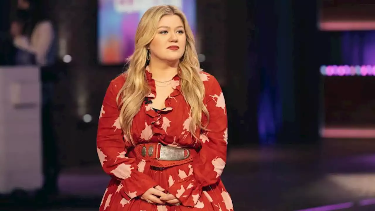 Kelly Clarkson is talking about the reality of her divorce | CNN