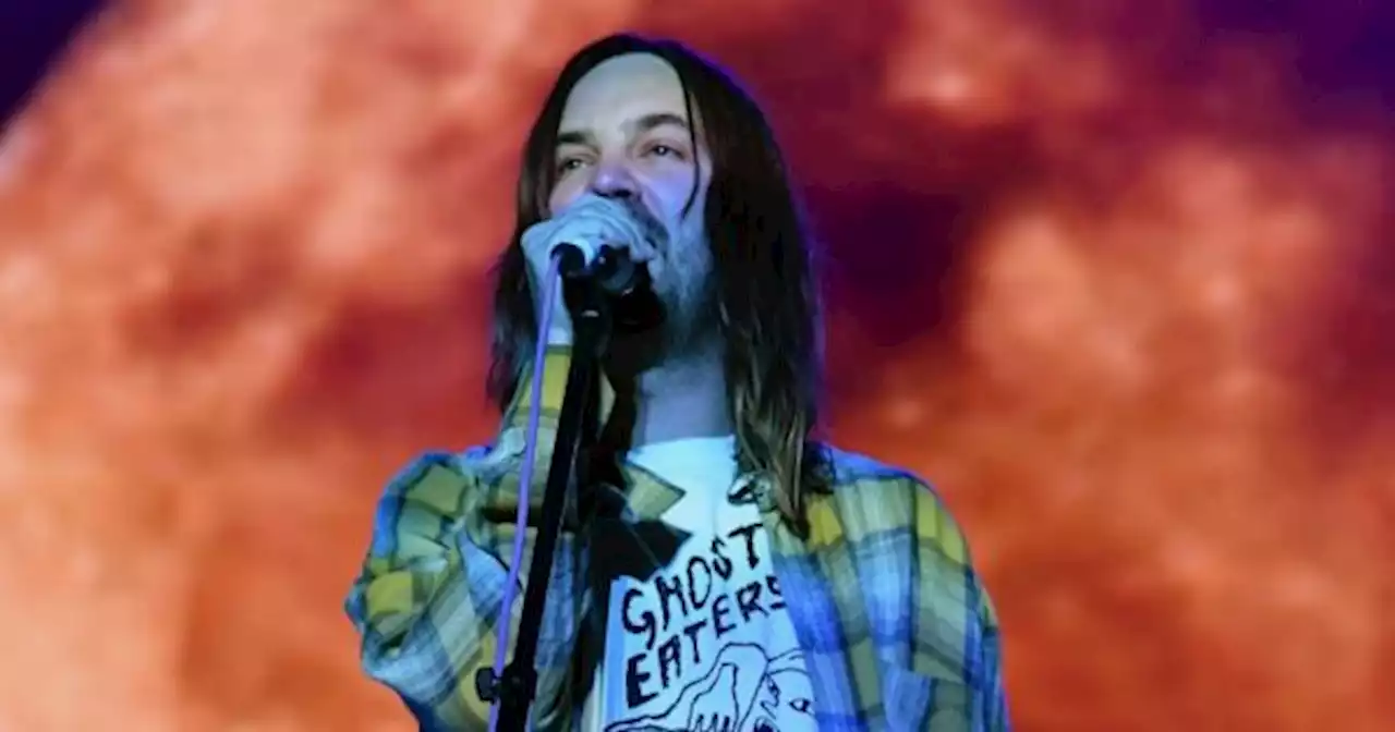 Lollapalooza 2023: Kevin Parker de Tame Impala se fractur� la cadera, �cancela su presentaci�n?