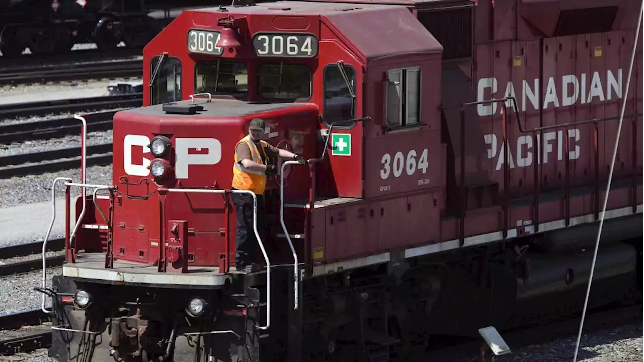 CP Rail's US$31billion takeover of KCS gains final regulatory approval