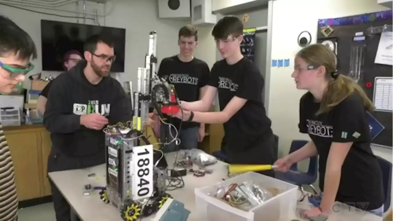 Student robotics team going to world championships