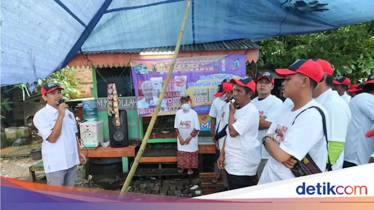 Komunitas Sopir Truk Pendukung Ganjar Bantu UMKM di Tanjung Priok