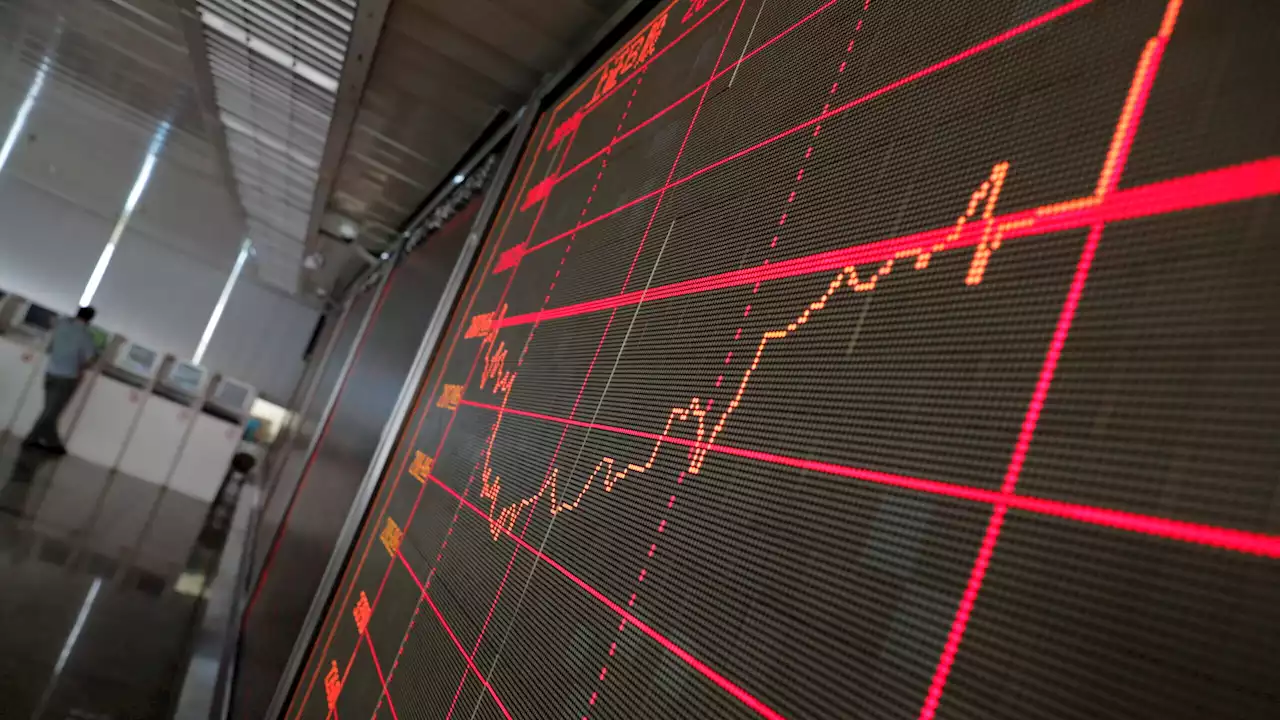 Banca europeia sob pressão com Credit Suisse a afundar 20%