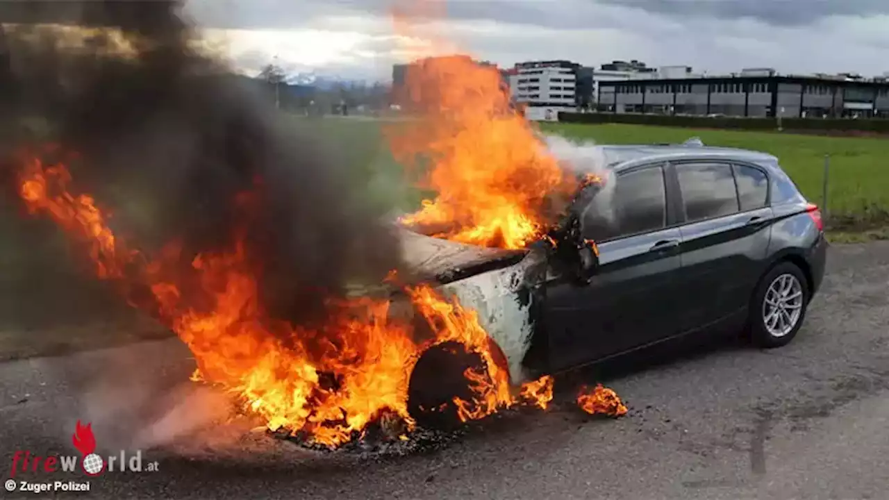 Schweiz: Pkw auf A14 bei Baar in Flammen aufgegangen