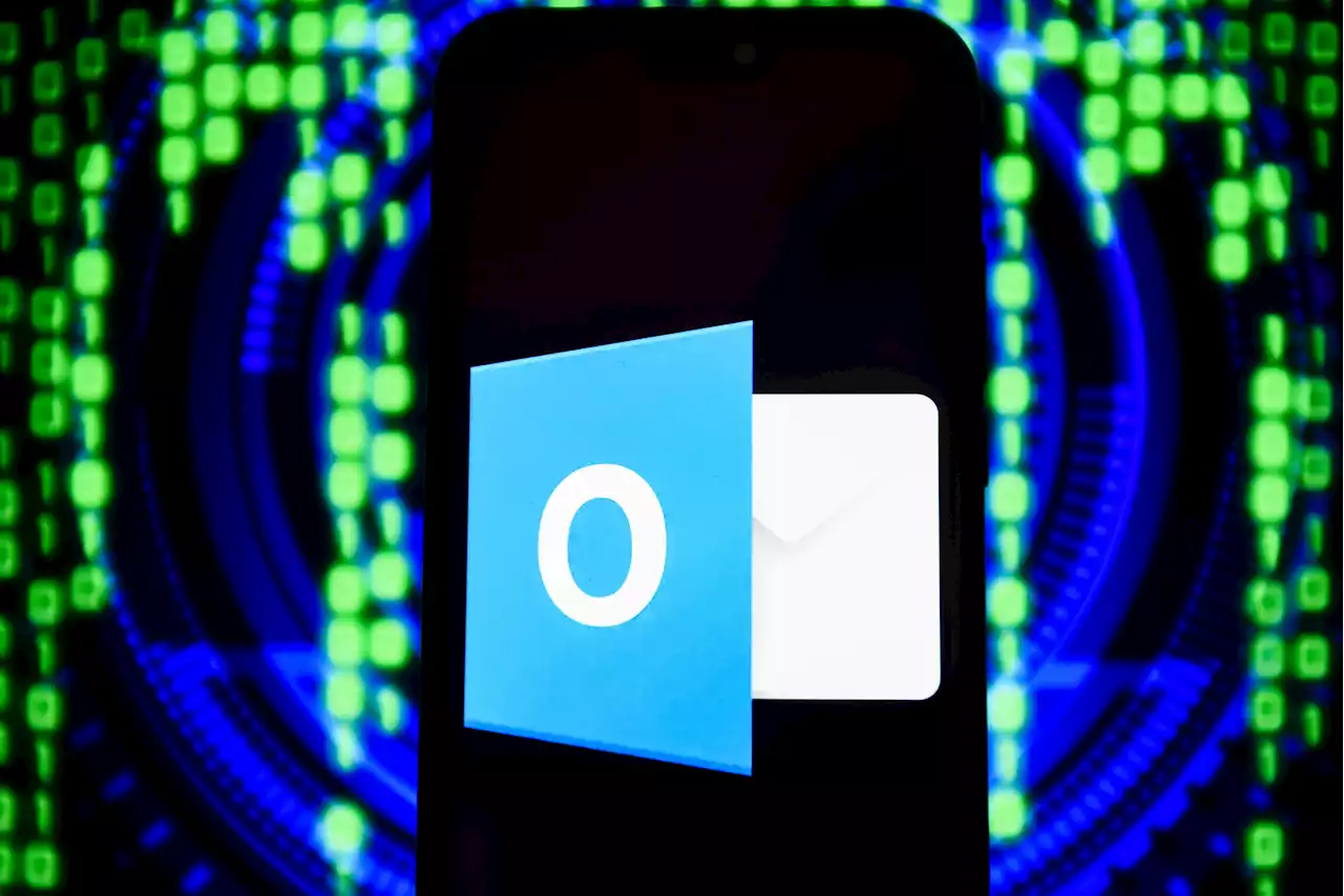 Microsoft Outlook Warning: Critical New Email Exploit Triggers Automatically—Update Now