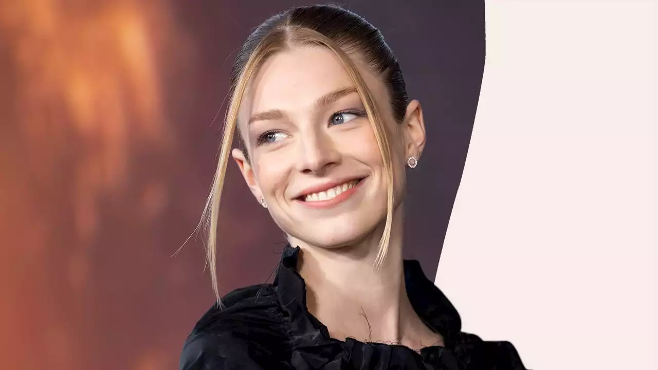 Hunter Schafer wore a single feather as a top at the Vanity Fair Oscar party