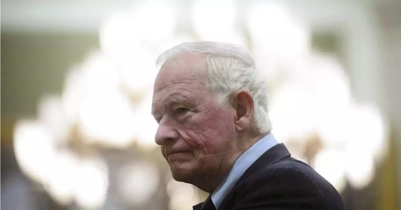 Former governor general David Johnston to oversee foreign interference probes - National | Globalnews.ca